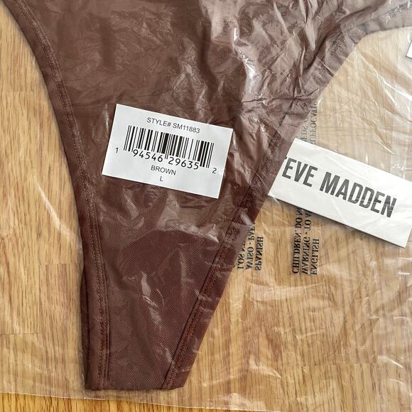 Steve Madden Mesh Thong - Picture 3 of 6